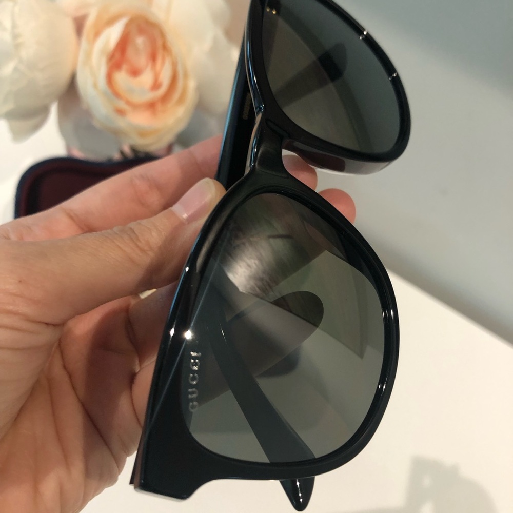Authentic Gucci Glasses - Picture 6 of 10
